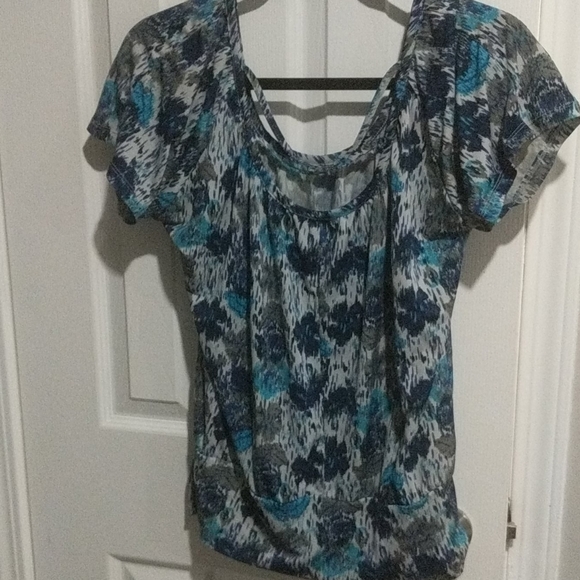 Short sleeve blouse - Picture 2 of 2